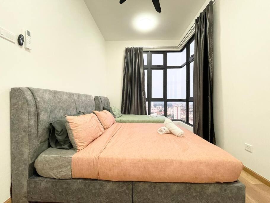 Quartz Near To Jonker Walk With Infinity Pool Cozy 3B2B Apartment Malacca Exterior foto