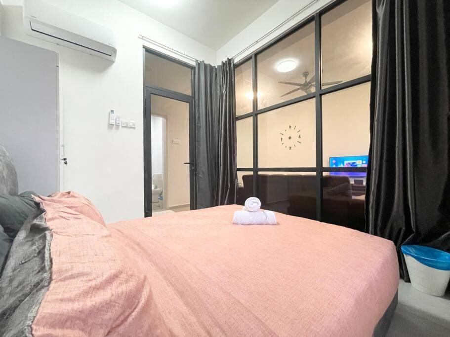 Quartz Near To Jonker Walk With Infinity Pool Cozy 3B2B Apartment Malacca Exterior foto